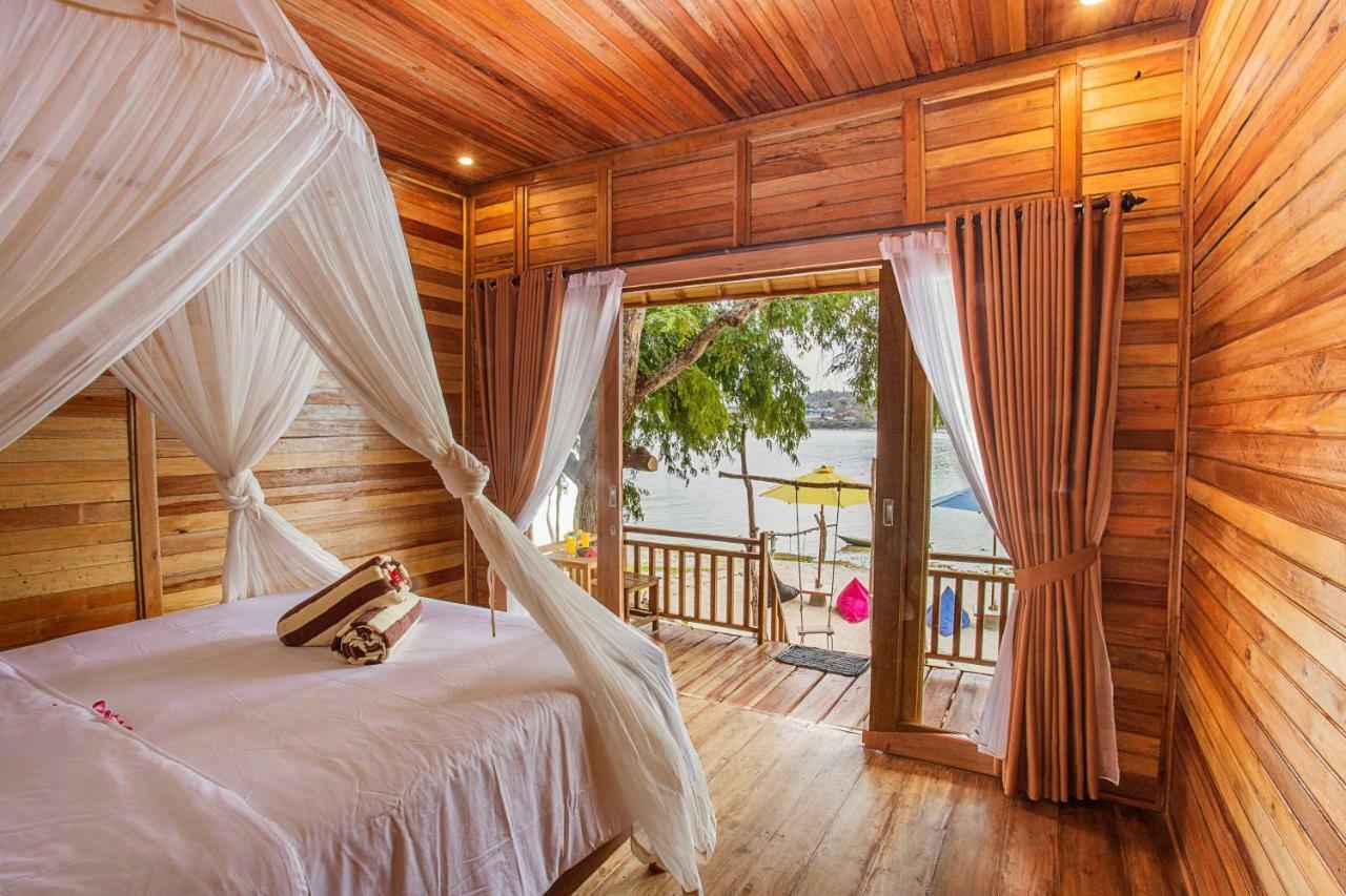 Wooden Beach Sunset Cottages Lembongan Extérieur photo