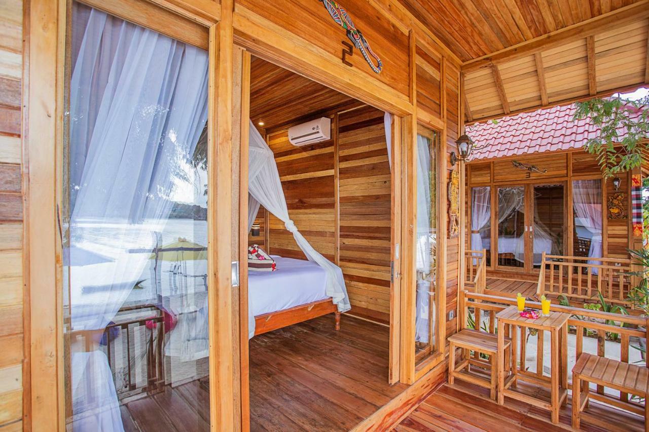 Wooden Beach Sunset Cottages Lembongan Extérieur photo